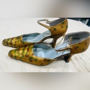 Monzo & Franco Multi Color Snake Skin Look Pointed Toe Pumps Size 10